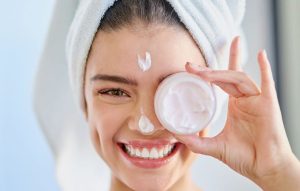 دوره آموزش پاکسازی پوست